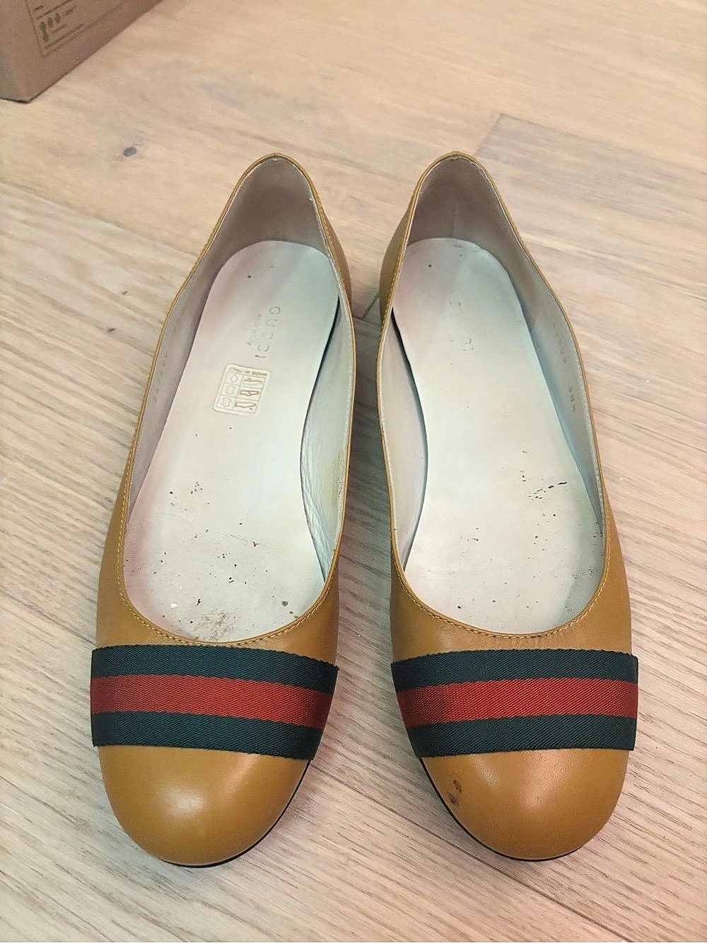 Gucci Stripe Leather Flats Brown & Red